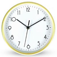 奥宇静音挂钟创意时尚石英钟表简约时钟客厅卧室钟表现代家庭挂表 [鹅黄]* (直径22.5厘米)