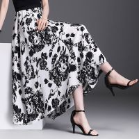 碎花雪纺半身裙女夏2021新款减龄瘦中长裙伞裙大摆松紧腰仙女裙子 白底黑花 均码 适合85-145斤