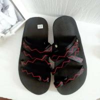 凉鞋男女夏季新款鞋越南情侣学生凉鞋时尚潮流沙滩防滑鞋韩版凉鞋 黑色沙滩 35码相当于22.5CM