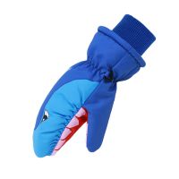 冬季男童户外卡通宝宝滑雪儿童手套冬男生保暖玩雪防水可爱鲨鱼 小鲨鱼--塔丝隆 M/身高110-120CM