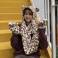 小熊帽子保暖围脖可爱女百搭秋冬季冬天围巾一体骑车手套三件套棉 乳白色 成人均码可调节