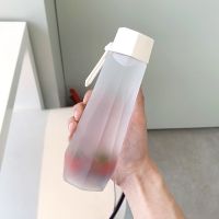 ins杯子女学生韩版可爱塑料水杯女磨砂大容量防摔随手杯tritan杯 格雷太空杯-白色 单杯+杯刷