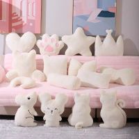 暖手猫爪陪你睡抱枕车内车载汽车上靠垫办公室午睡神器趴趴睡靠枕 兔毛绒-米白色【买2送1】 爱心枕38*52cm