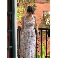 法式温柔风性感露背挂脖碎花连衣裙女春夏季新款百搭显瘦中长裙潮 白色 S