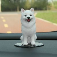 汽车装饰用品摆件萨摩耶仿真狗创意个性高档车载男女车内可爱公仔 萨摩耶[送防滑垫]