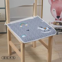 四季防滑实木餐桌椅子坐垫子学生教室办公室家用凳子坐垫屁垫屁股 彩虹木马 40x40绑带(一张)