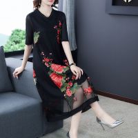 200斤胖MM大码装中年人中长裙子重工刺绣网纱A字裙时尚妈妈连衣裙 红色 M 80-100