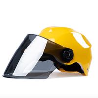 电动电瓶车头盔男士女款夏季骑行防晒尾灯秋冬季轻便轻便四季保暖 306黄色