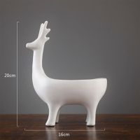 创意进门客厅鞋柜多款式放钥匙玄关招财牛收纳送礼家居宇航员摆件 小白鹿-小号