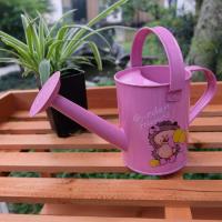 园艺铁皮洒水壶儿童浇花壶浇水壶铁质浇水壶阳台洒水壶幼儿园洒水 小号粉色1.0L浇花壶