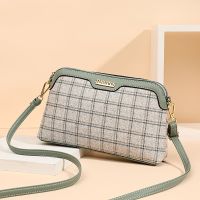 小包包女2021新款时尚百搭格子单肩斜挎包休闲简约中年妈妈信封包 绿色