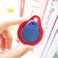 花朵ins可爱创意水滴形圆形感应门禁卡套电梯卡IC卡保护套迷你 纯色红色无扣