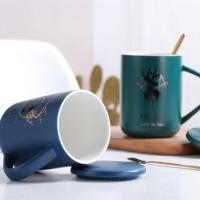 陶瓷创意杯情侣马克杯带盖勺家用办公杯北欧风格卡通麋鹿咖啡杯 白杯(无盖无勺 款式备注)
