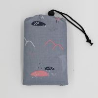 便携式户外牛津布春游防潮郊游垫子帐篷野餐垫野外双人地垫防潮垫 时尚仙鹤[格子牛津布] 70*110CM(适合单人使用)