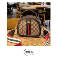 2021新款单肩包女百搭包包女斜挎包小蜜蜂休闲小圆包女包包 咖啡色