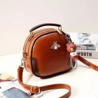 夏季女包小包包2021新款韩版蜜蜂包百搭手提包单肩斜挎包真皮女包 棕色(收藏送小熊挂件)