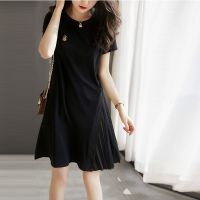 轻享舒适个性小蜜蜂胸章百褶拼荷叶摆连衣裙ins超仙显瘦小黑裙女 黑色 M [建议105斤以下]