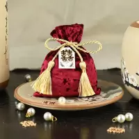 酒红(金色流苏款) 小号5个装(12*14) 结婚用品婚庆丝绒布袋子回礼创意喜糖袋中式婚礼喜糖盒糖果包装袋