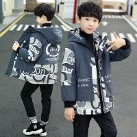男童冬装加绒外套儿童2021新款中大童男孩秋冬款冲锋衣加厚派克服
