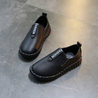 男童豆豆鞋2021春秋新款韩版单鞋新款中大童透气皮鞋一脚蹬儿童鞋