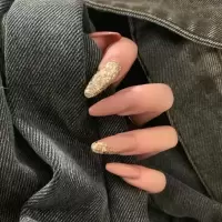 欧美长梯裸色穿戴甲可反复使用暖色调颜色随机发可以要色板选颜色