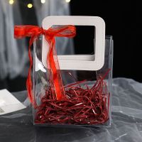 透明礼物袋伴手礼手提袋ins风包装礼品袋子生日礼物盒伴娘回礼|紅飄帶+[丝绒红]拉菲草 小号18*10*20cm