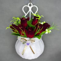 挂墙上装饰假花套装美容院饭店玫瑰仿真花挂件卧室客厅墙布置花束|酒红色情人蕾+挂篮