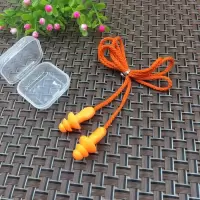 1对/5对硅胶圣诞树型无线防噪音耳塞套装游泳装用品成人防水耳塞