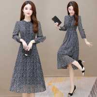 小碎花连衣裙女装春款2021中长款妈妈雪纺七分袖收腰过膝裙子夏天 蓝色 七分袖 侧边有拉链 M 建议90-100斤