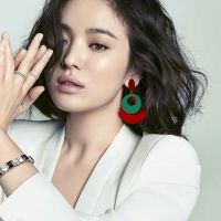 长款耳环女气质韩国亚克力几何耳坠个性2021新款韩版耳钉时尚耳饰 925银针红绿撞色亚克力