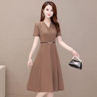 连衣裙女夏季2021新款大码女装中长款洋气妈妈装短袖收腰a字长裙 卡其色 M 建议亲85-100斤