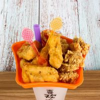 奶茶杯子一次性杯子塑料杯带盖磨砂注塑杯带盖搭配牛排杯托炸鸡托 白色牛排杯托 50个