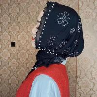 穆斯林纱巾夏季西雅图同款网纱烫钻三角巾 黑色 四叶草网纱烫钻三角巾