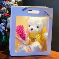 小熊公仔玩具满天星花七夕生日礼物送男女友情人节教师节礼物开学 黄衣白熊（送贺卡可代写） 满天星花束一朵