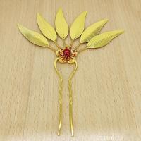 云南傣族金色镶钻舞蹈头饰泰国民族风镂空树叶发簪子演出服装配饰 A款金色红珍珠