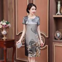 2020新款阔太太妈妈装高档短袖连衣裙修身显瘦中老年人丝滑夏桑蚕 灰色 L