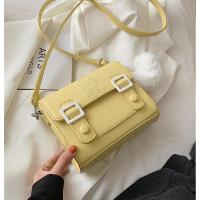 今年流行小包包女夏2021新款时尚高级感单肩斜挎包百搭韩版小方包 黄色
