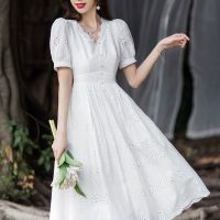 连衣裙女小个子2021新款刺绣碎花裙长裙收腰白色法式初恋仙女裙 白色 S 建议80-91斤