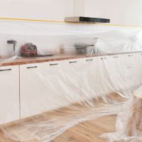 防尘布家具保护膜塑料布薄膜家用遮盖沙发盖布万能遮尘遮床防尘罩 无胶纸款() 1.1米宽X20米长