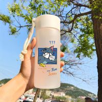 磨砂塑料水杯卡通猫和老鼠联名情侣款可爱高颜值学生便携杯子女生 塑料杯450毫升[汤姆指脸]