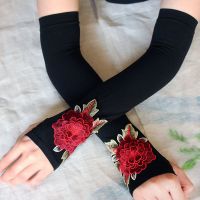 夏季手套女防晒手袖防紫外线电动车护臂薄款开车冰丝袖套手臂袖子 黑底红花