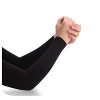 夜光火影夏季冰爽防晒冰袖男女防紫外线护腕冰丝护臂袖手套子户外 无图案(发一双) 黑色无指款