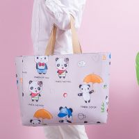 新款防水单肩包女妈咪包大容量母婴袋休闲布包轻便大包短途旅行包 大熊猫 竖款[39*36]cm
