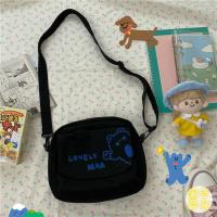 ins韩国chic可爱小熊帆布小包包女日系原宿软妹古着感少女斜挎包 可爱小熊帆布黑(无挂件)