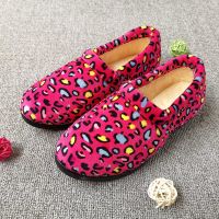 新款北京布鞋 家居棉拖鞋室内拖鞋休闲软底豹纹女棉鞋 红色 35