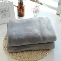 法兰绒小毯子卷毯小被子午睡毯空调毯办公室学生盖腿毛巾毯可收纳 纯色款-灰色(比较薄) 小卷毯1*0.8米(儿童款)