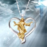 大爱无疆桃心双色项链精致颈链时尚精致吊坠饰品 耶稣桃心双色项链