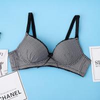 格子黑单件 32/70 都市丽人旗下内衣女学生韩版初中生无钢圈聚拢防下垂胸罩薄款发育