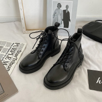 述雅桔宿复古英伦风马丁靴女2021秋季新款百搭平底ins潮小个子显瘦机车靴