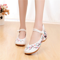 述雅桔宿2021春秋新款老北京布鞋牛筋底内增高复古民族风绣花鞋广场舞鞋女